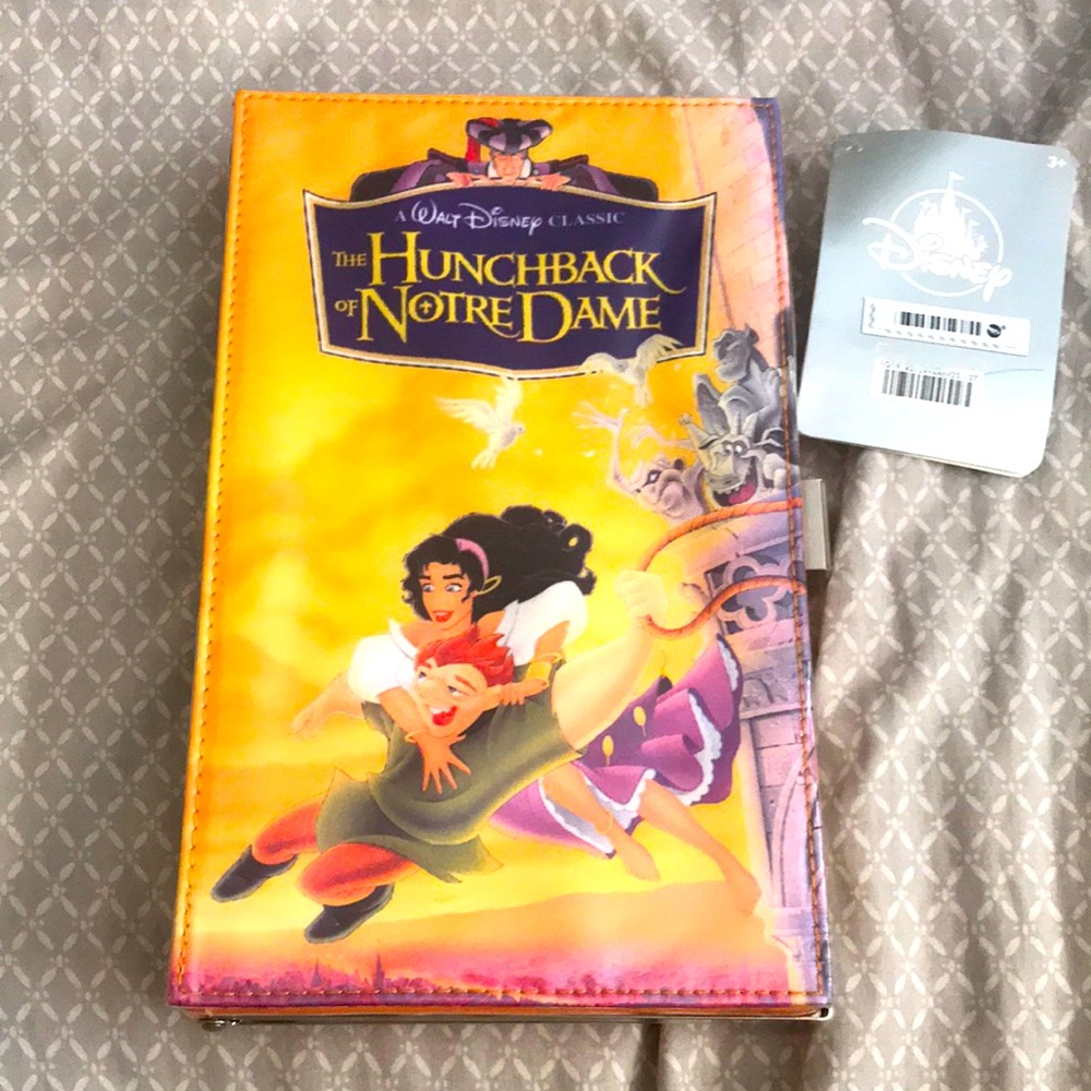 New with tags Disney VHS 90s The Hunchback of Notre Dame Movie Clutch Purse Bag
